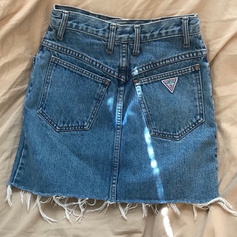 vintage guess denim skirt 💘 READ DESCRIPTION